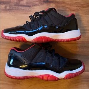 Nike Air Jordan 11 low size 5.5 Y
